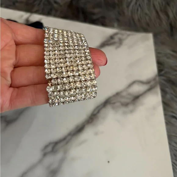 Sparkling Silver Rhinestone Bracelet - Picture 4 of 9